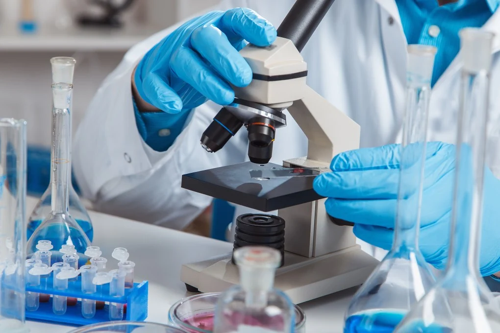 This compact Chinese device can detect cancer biomarkers in a drop of blood