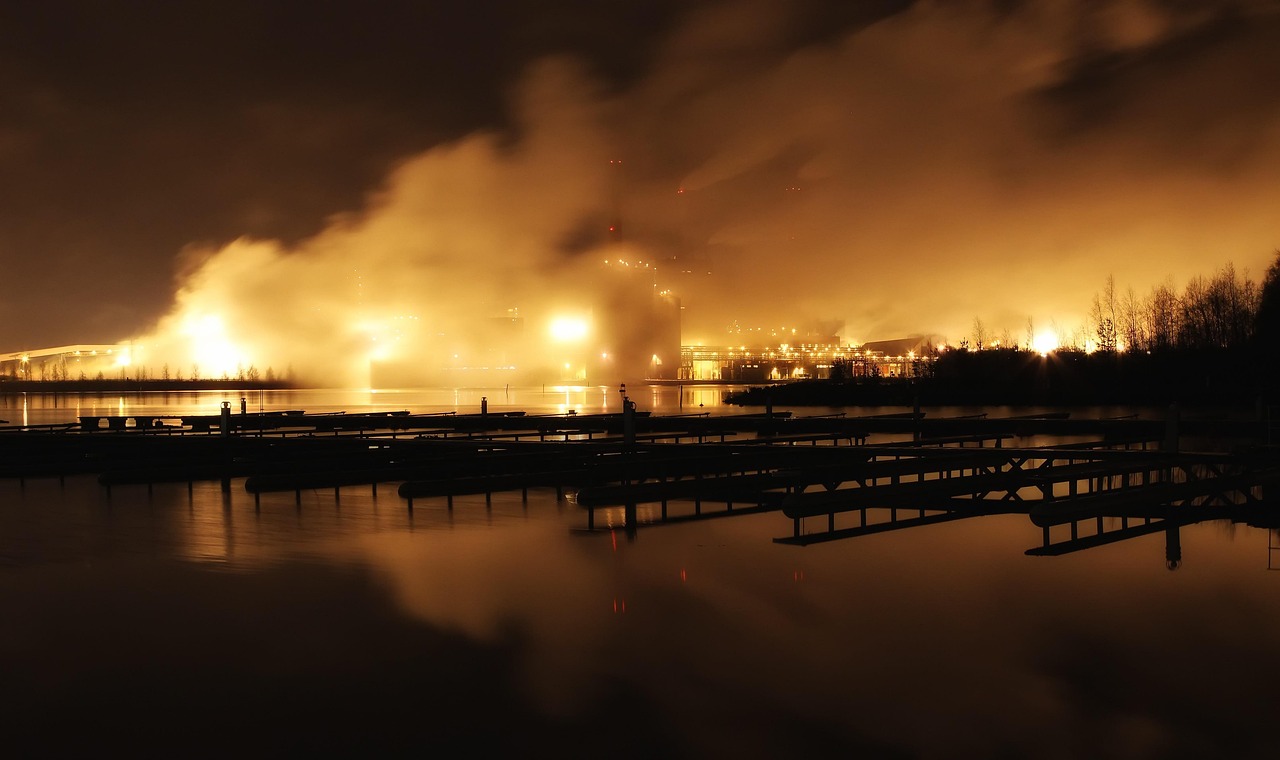 pulp and paper mill, nature, finland, night, evening, smoke, lights, water, reflection, reflections, river, panorama, industry, industrial, outside, brown smoke, brown river, brown industry
