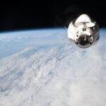 Posádka ISS skúma liečbu rakoviny a chrupavky, kozmonauti sa pripravujú na výstup do otvoreného priestoru Astronauts Work Cancer, Cartilage Treatments, Cosmonauts Prep for Spacewalk