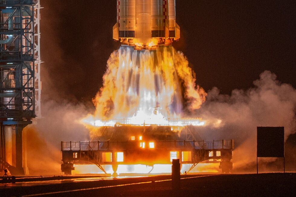 Čína vypustila Shenzhou 23: k Tiangong mieri trojica astronautov, jeden má vo vesmíre stráviť rok
