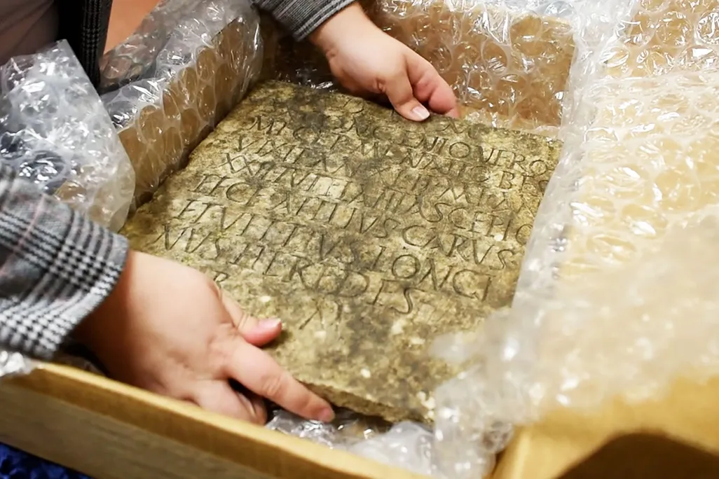 Why Was This Ancient Roman Soldier’s Gravestone Hidden in a Louisiana Backyard? Archaeologists Solved the Mystery—and Helped Return the Artifact to Italy