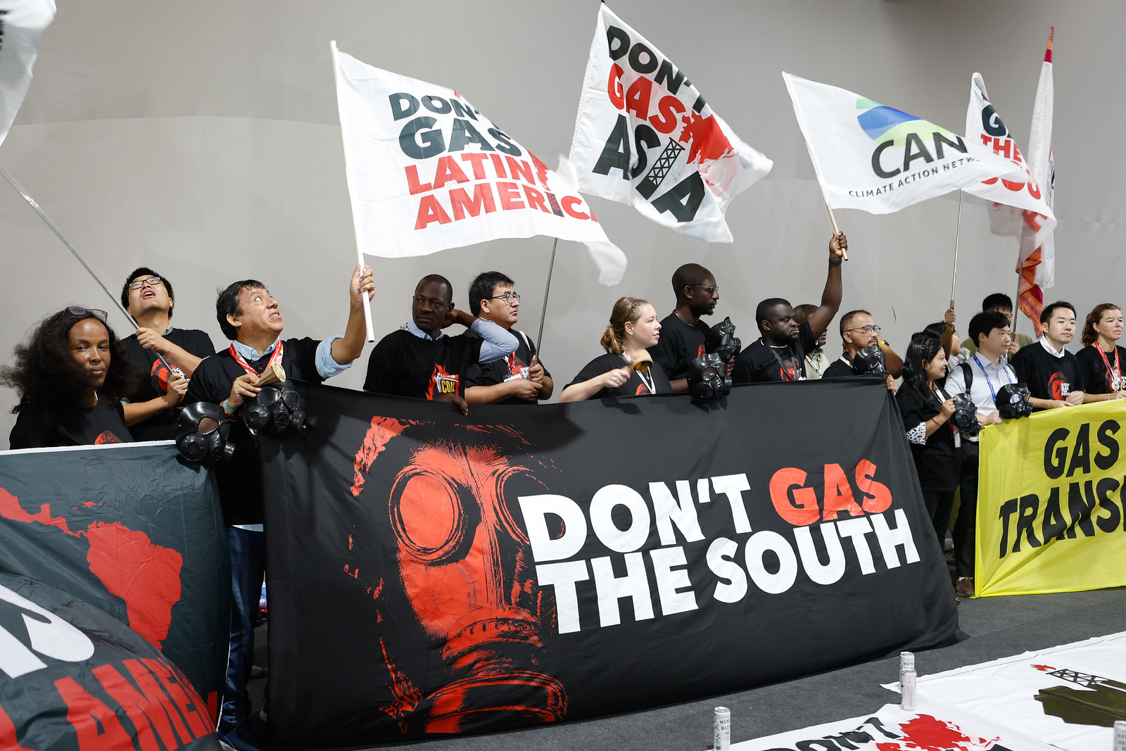 Climate activists at COP30 in Belém, Brazil. Photo by © UN Climate Change/Zô Guimarães via Flickr (CC BY-NC-SA 4.0).