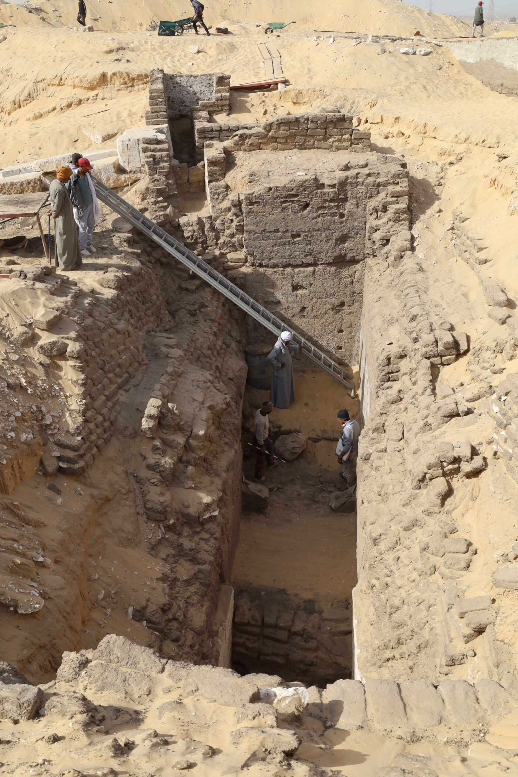 Ancient Egyptian Capital City Investigated