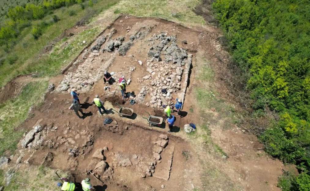 Greek-Style Temple Excavated in Albania