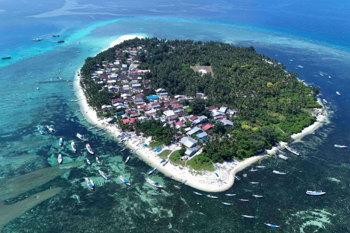 Indigenous communities in eastern Indonesia revive systems for marine protection