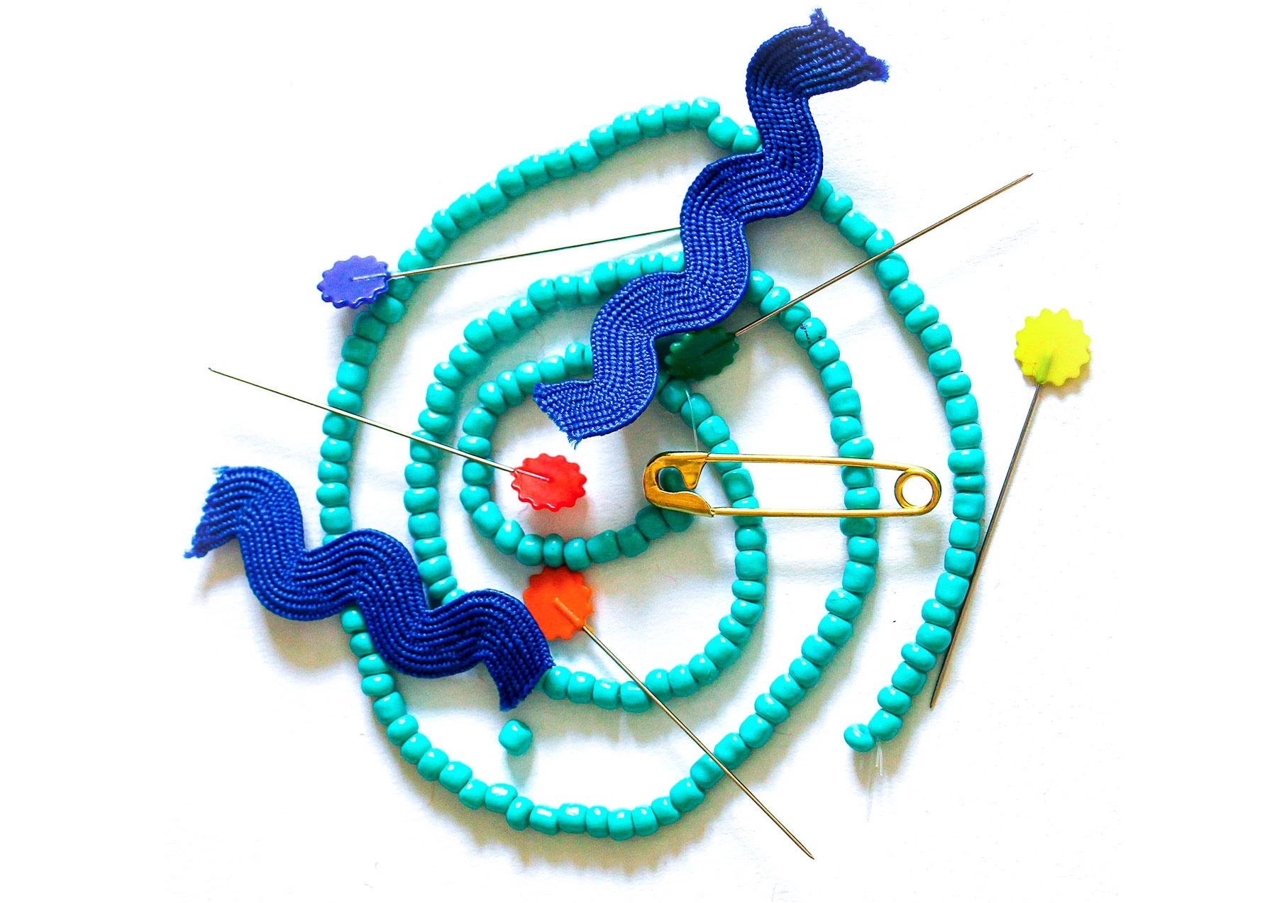 Why the Human Genome’s Tangled Physicality May Confound AI