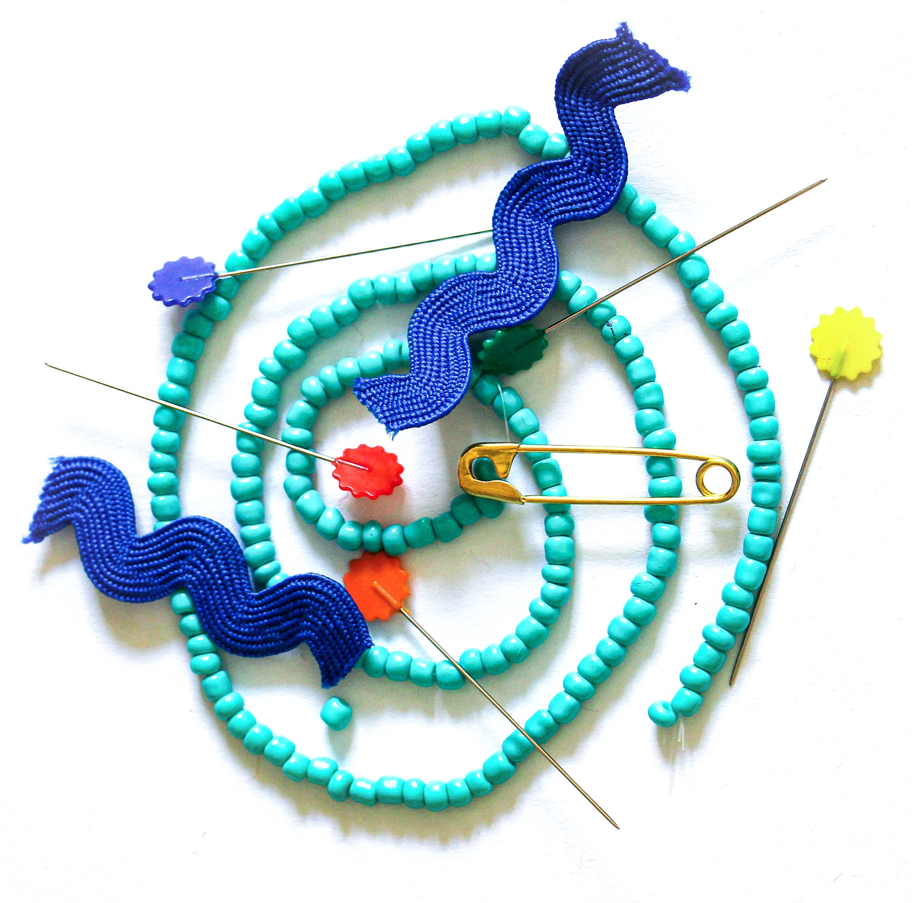 Why the Human Genome’s Tangled Physicality May Confound AI