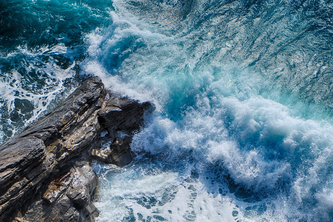 sea, nature, wave, storm, cliff, wet, landscape, blue, ocean