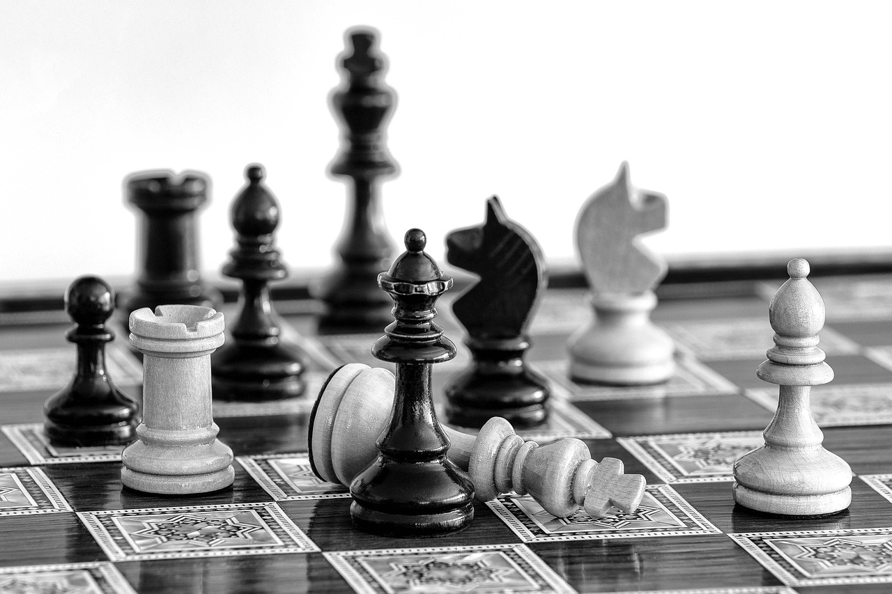 chess, checkmate, chess board, chess pieces, strategy, game, defeat, victory, win, black and white, chess, chess, chess, chess, chess, strategy