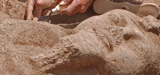 Who dragged this Ramses II statue across the desert?