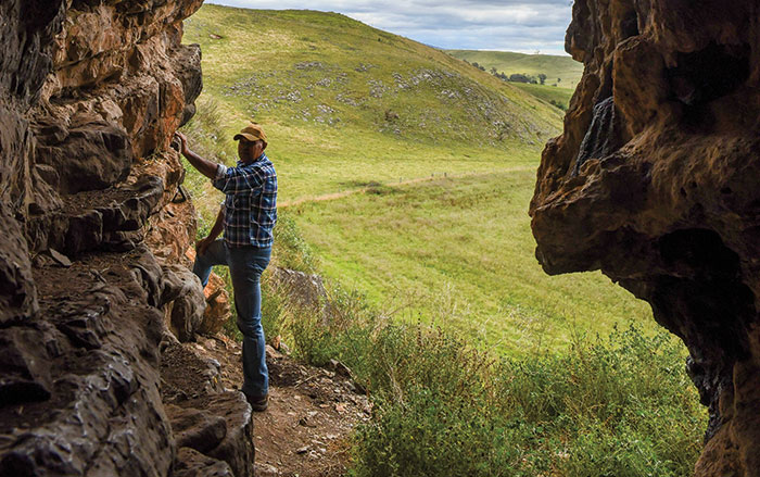 7,000-Year-Old Quarry Examined in South Australia