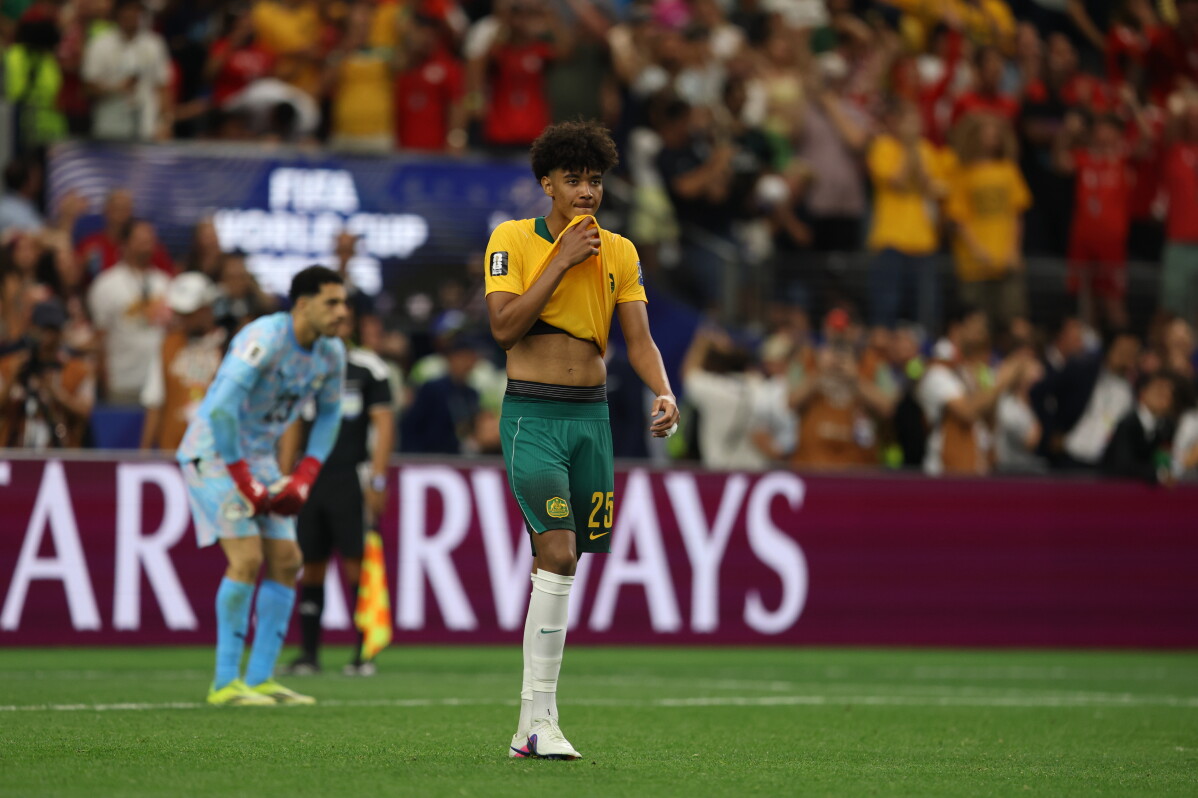 Australia's Lucas Herrington (25) reacts to missing a penalty during a shootout in the World Cup round of 32 soccer match between Australia and Egypt in Arlington, Texas, near Dallas, Friday, July 3, 2026. (AP Photo/Gareth Patterson)