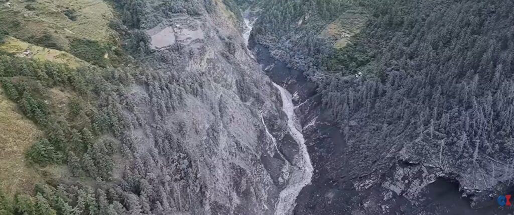 Zosuv a bahnotok na rieke Budhi Gandaki v Nepále: dáta ukazujú na skalný lavínový pôvod