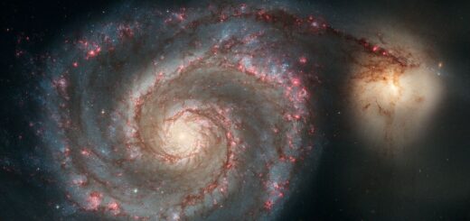 Charles Messier v roku 1773 zaznamenal Vírovú galaxiu. Ako galaxiu ju však nespoznal