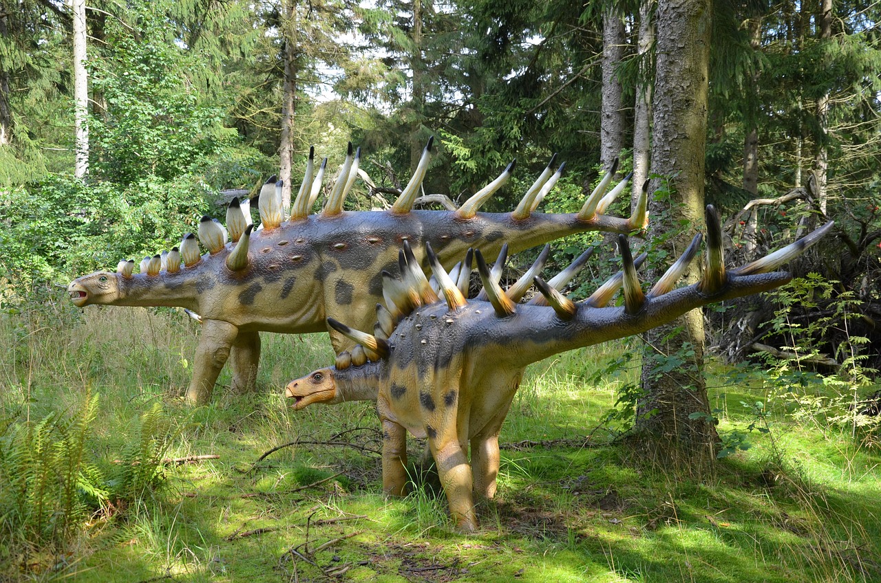 Tyrannosaurus rex: z osamelého tyrana sa stáva spoločenské zviera